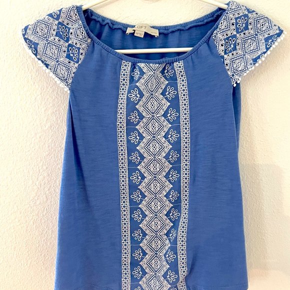 Ann Taylor Loft Petite XXSP Cornflower blue and white top - Picture 1 of 4